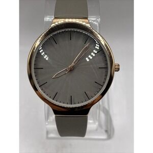 Xhilaration Women's‎ Quartz Watch Gray Silicone Band Rose Gold Case- New Battery